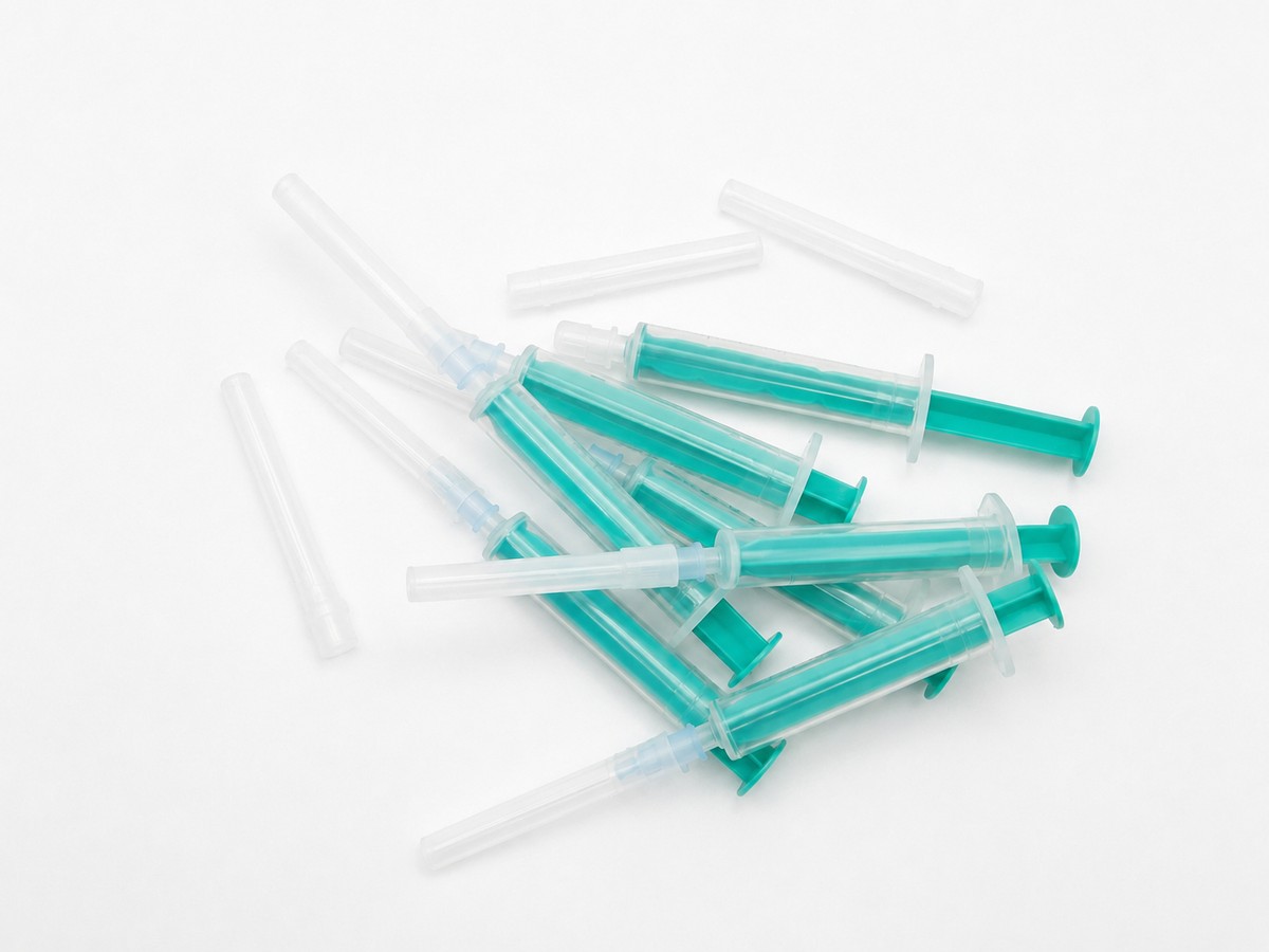 Medical-grade molded syringe components