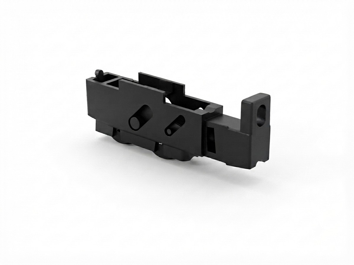 Injection-molded single-wheel roller clip unit
